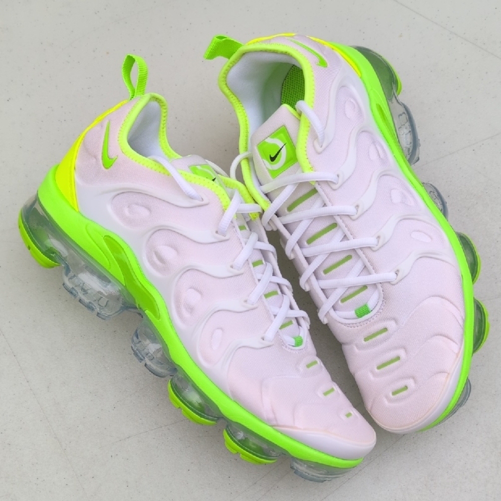 Nike Air Vapormax Plus 2021 - Tennis Ball - Men's Size 10.5 ( DJ5975-100 )